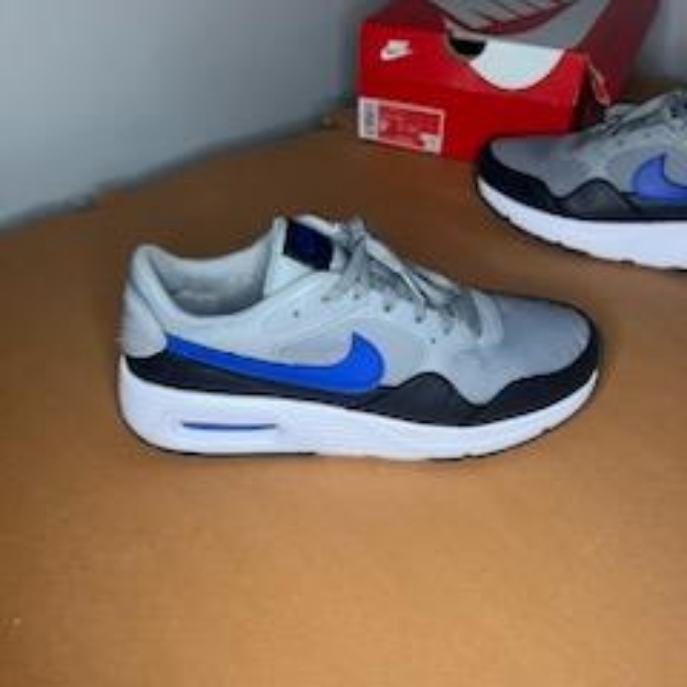 Nike